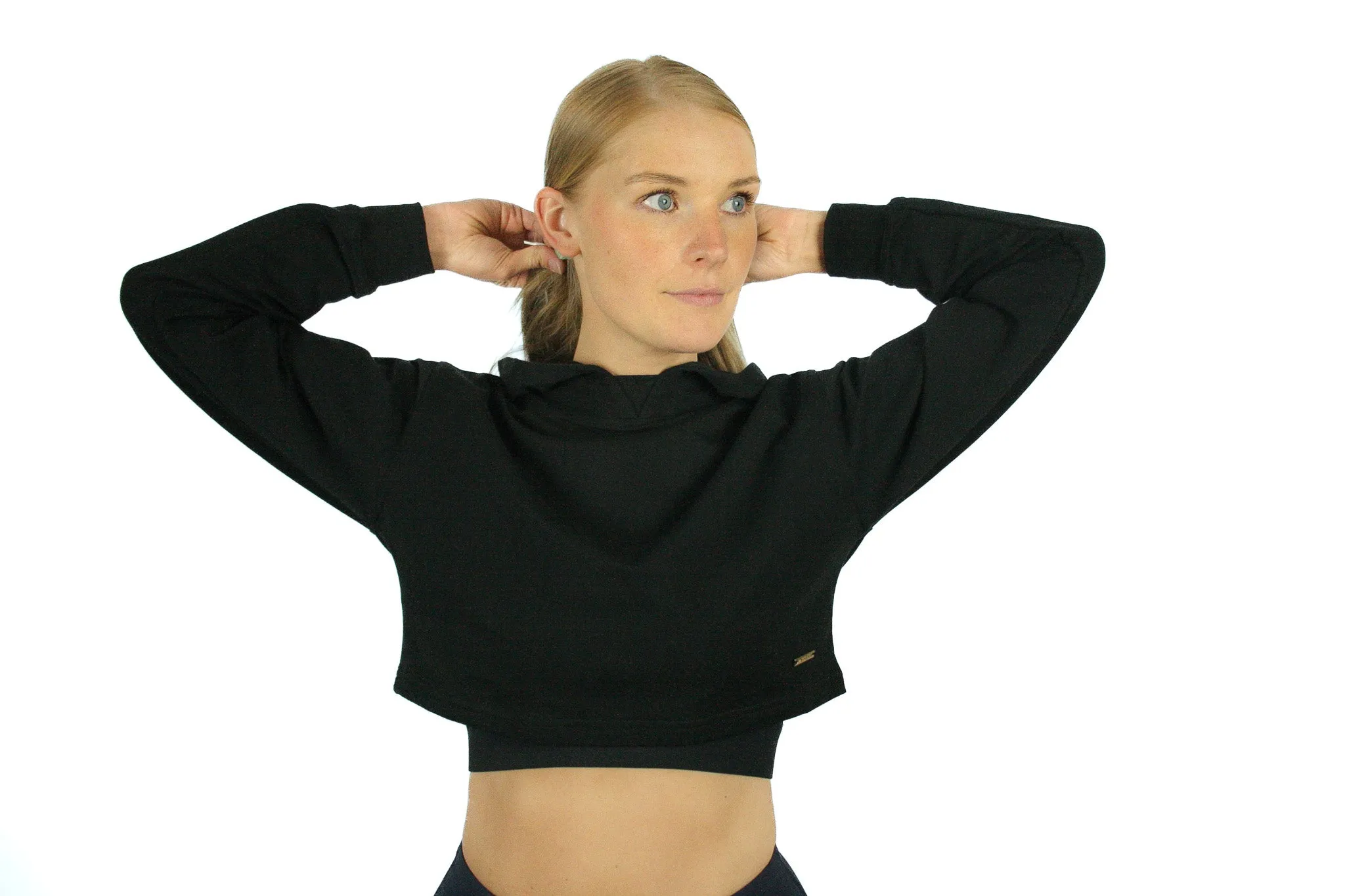 CROP HOODIE - Svart / S