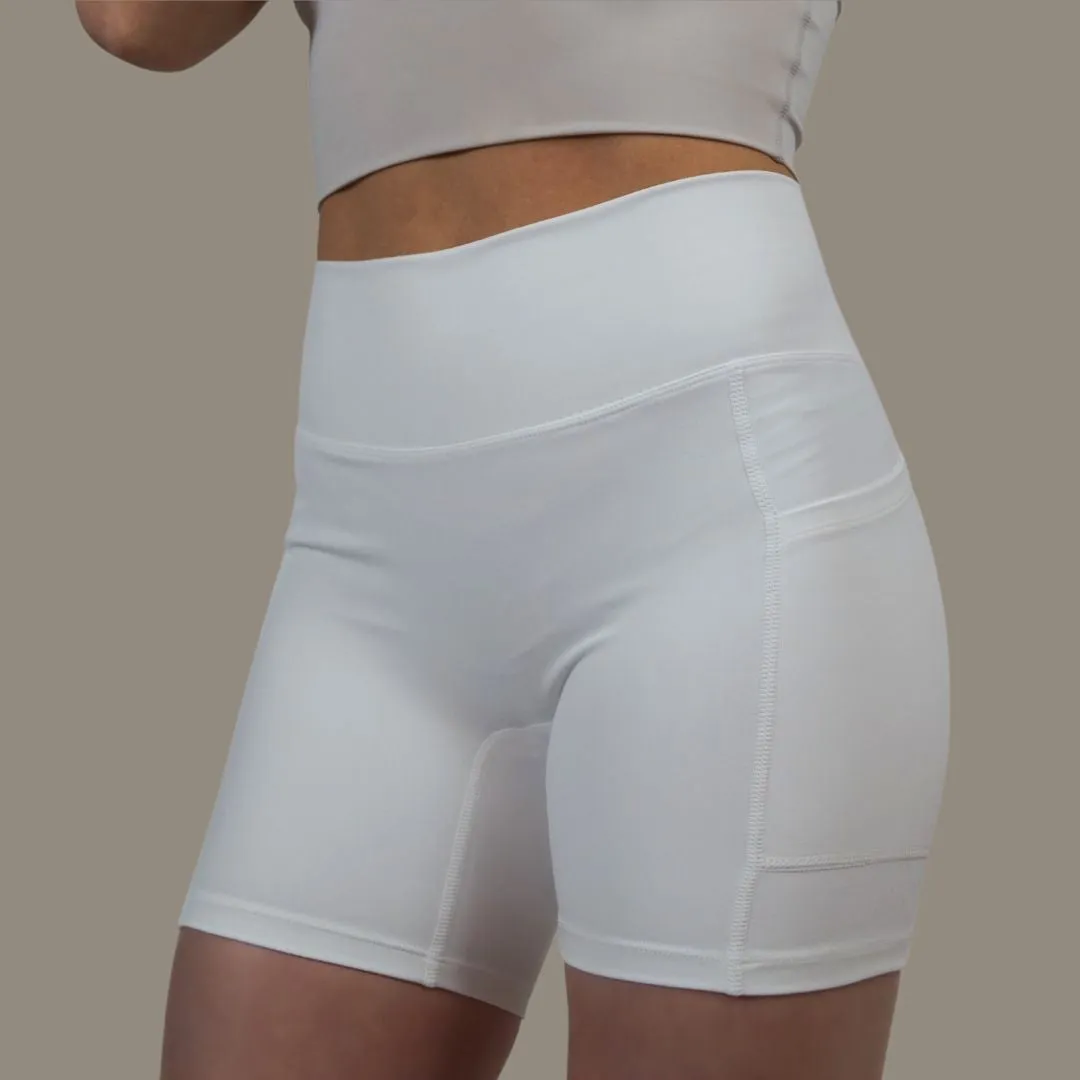 MIDI SHORTS POCKET - Vit / L
