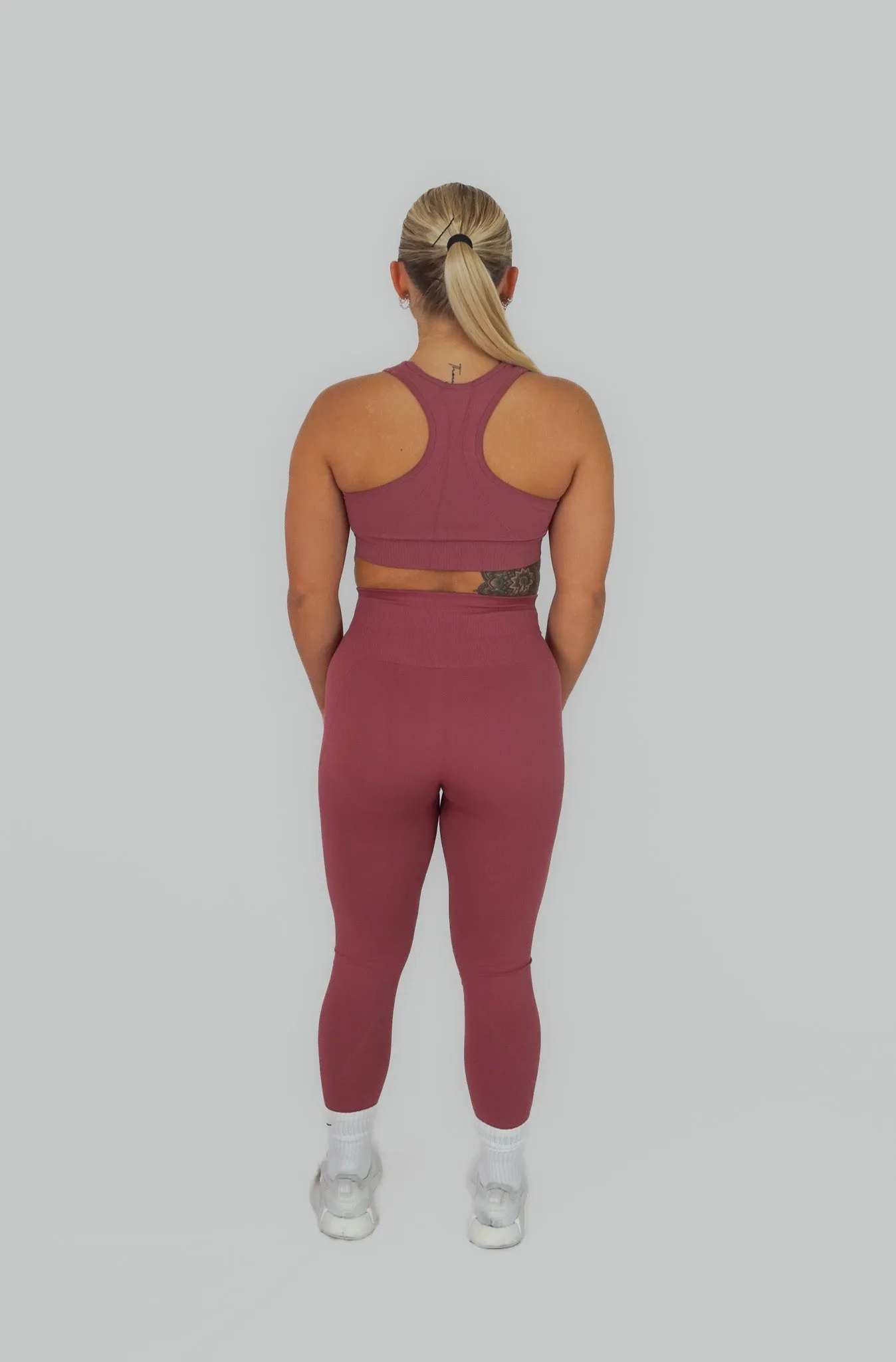 SOFT SEAMLESS TOP - Gammelrosa / M