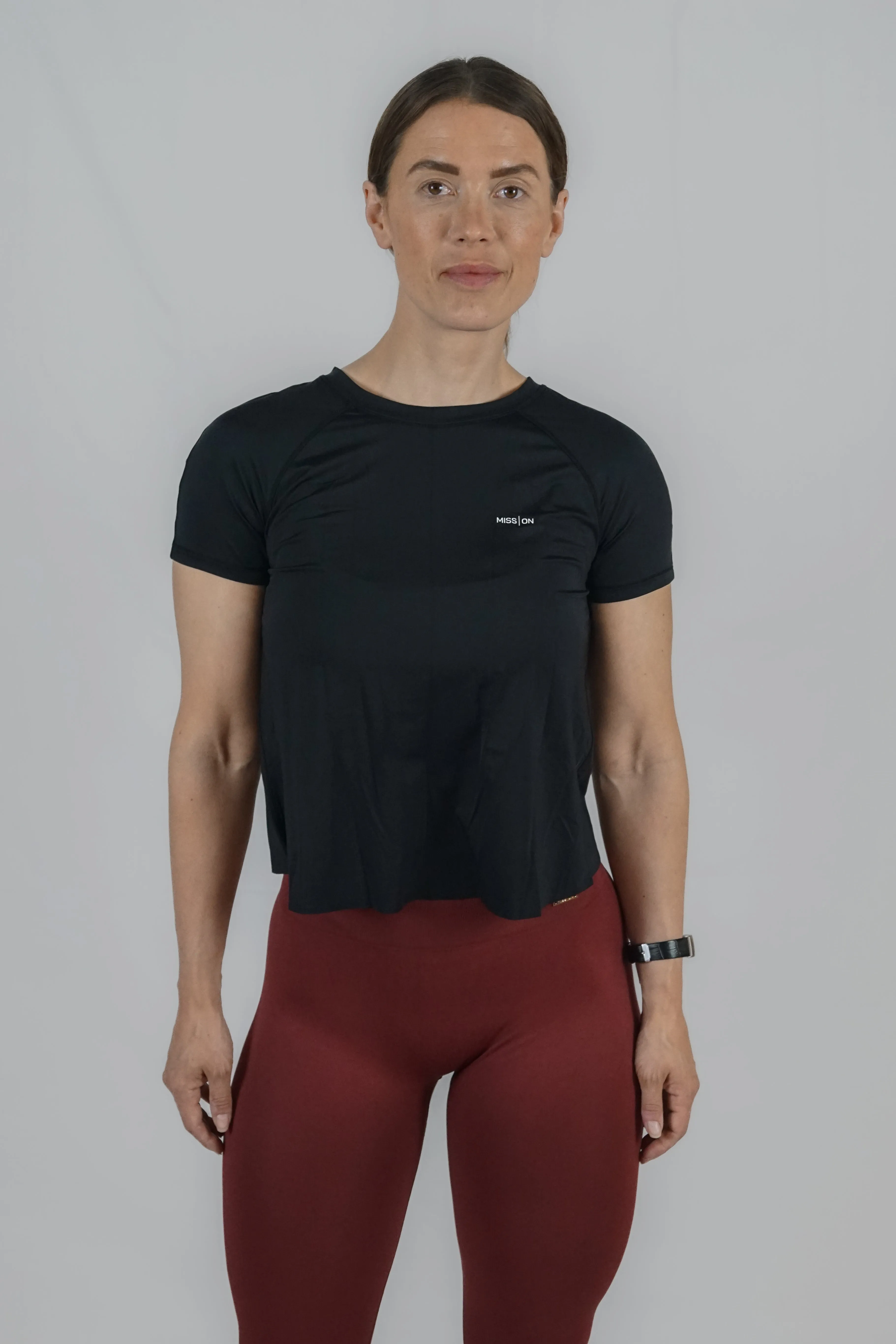 SUPER SOFT CROSS T-SHIRT - Svart / M